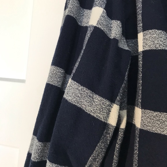 Merona Men’s Flannel XXL Navy Plaid - Picture 3 of 4